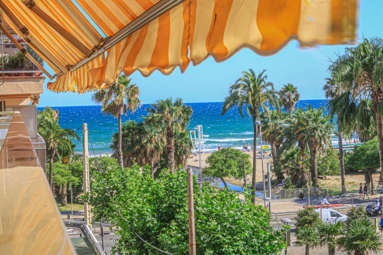 Aquarium - Only Families Apartment Cambrils Luaran gambar