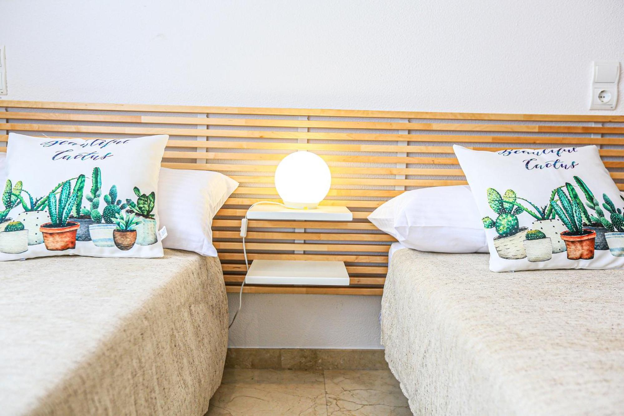 Aquarium - Only Families Apartment Cambrils Luaran gambar