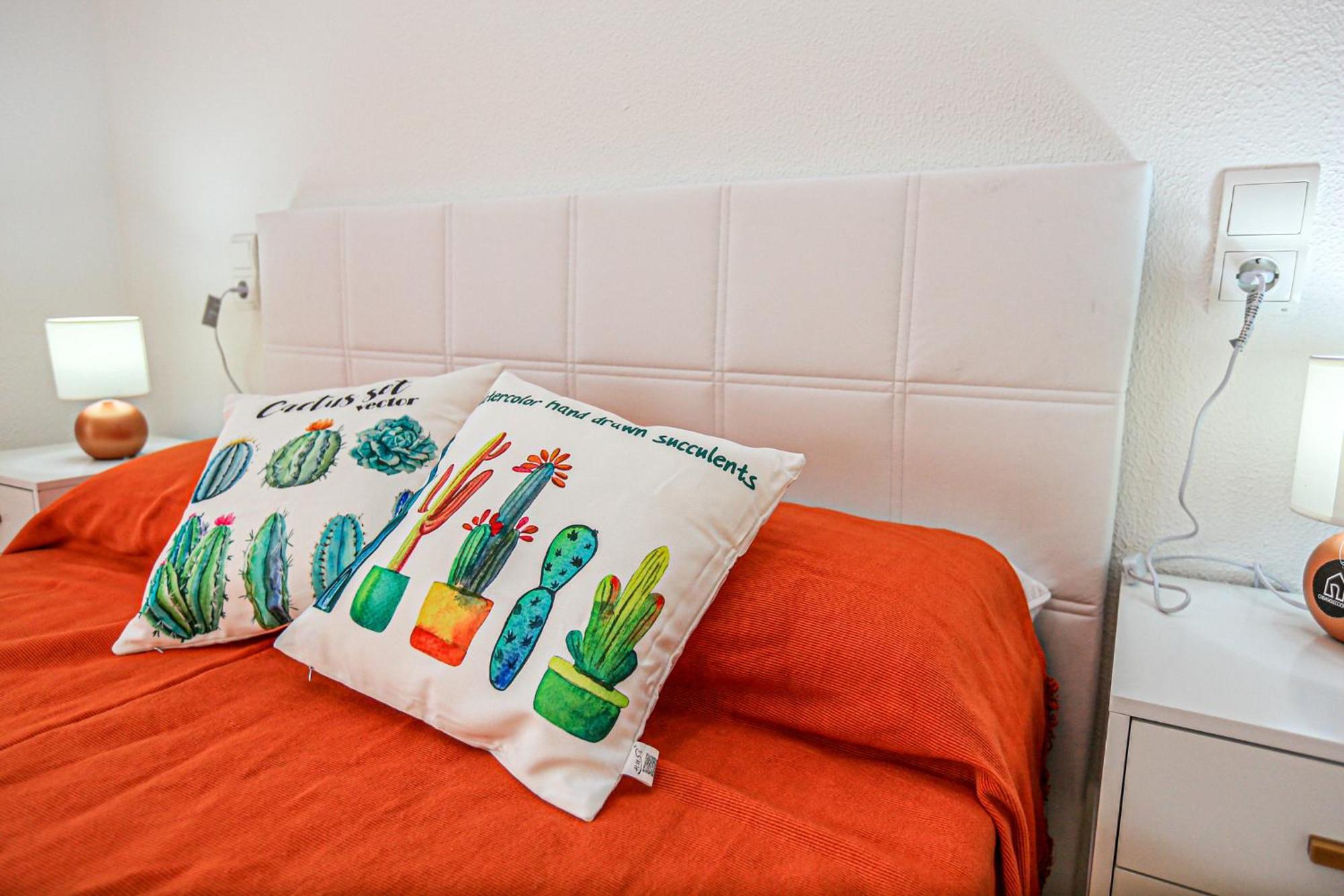 Aquarium - Only Families Apartment Cambrils Luaran gambar