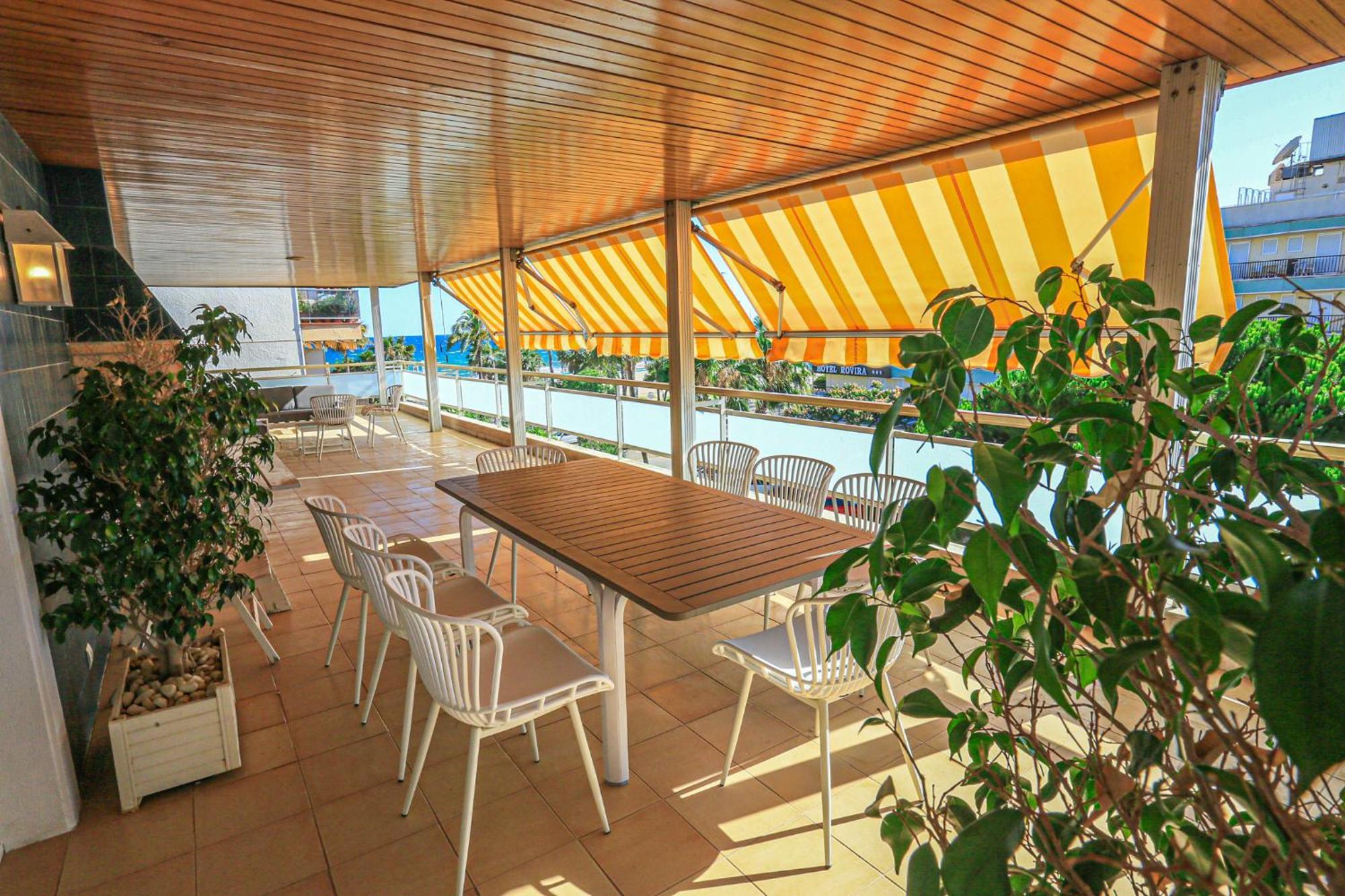 Aquarium - Only Families Apartment Cambrils Luaran gambar